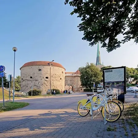 Kalasadama - Next To Old Town, Sea, Restaurants & Museums Talin